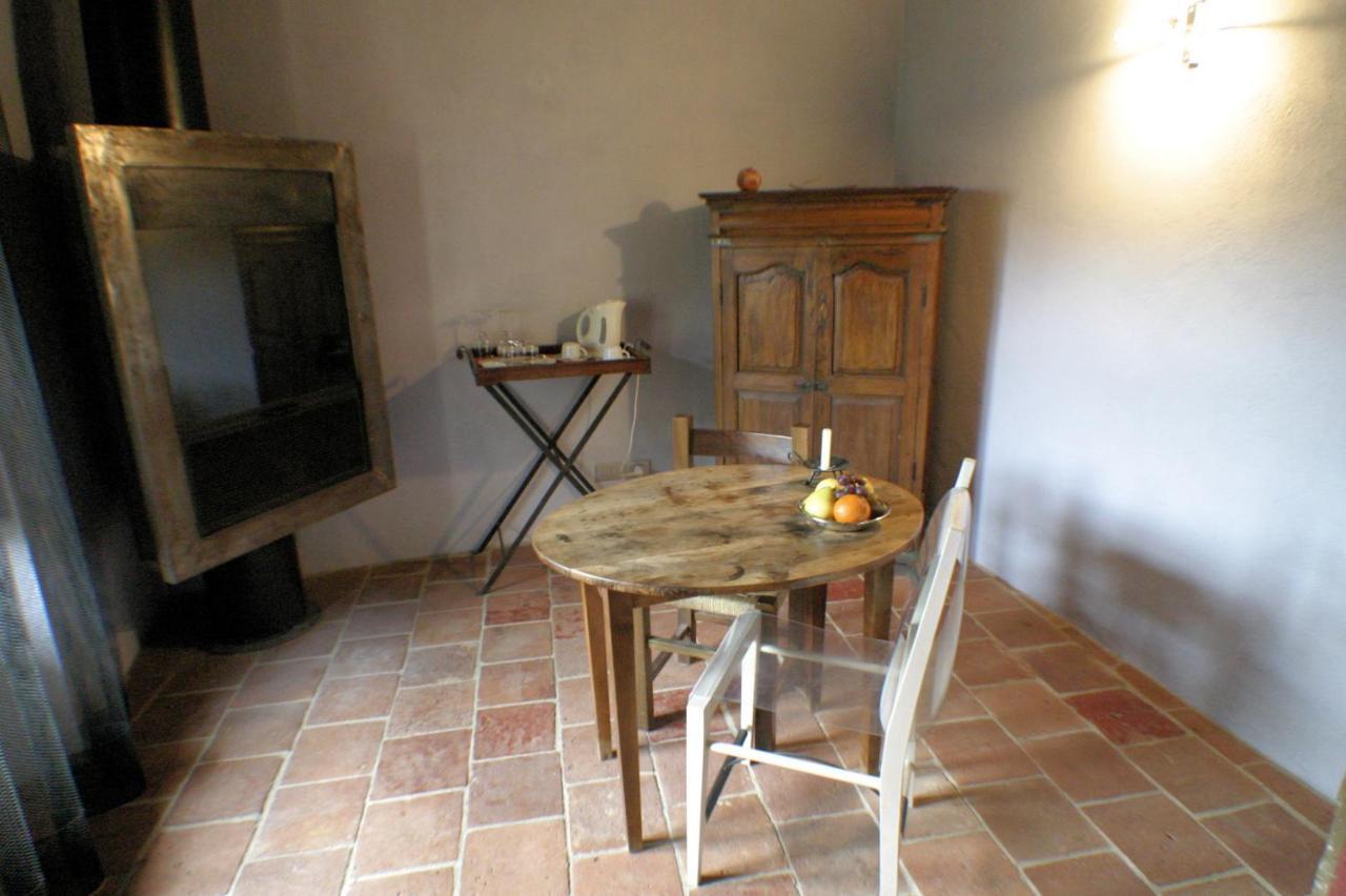 Le Case Della Saracca Monforte dʼAlba Exterior foto